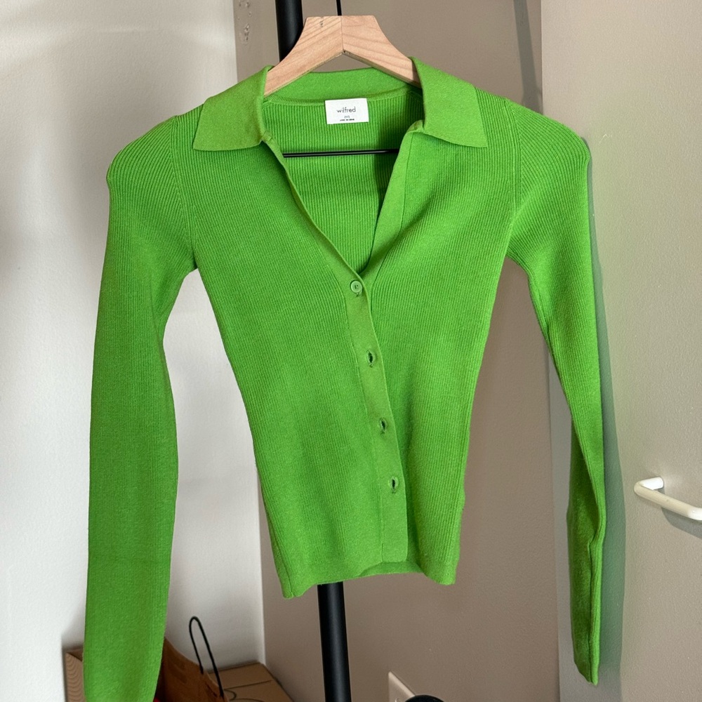 Aritzia Wilfred Knit Button Down Cardigan